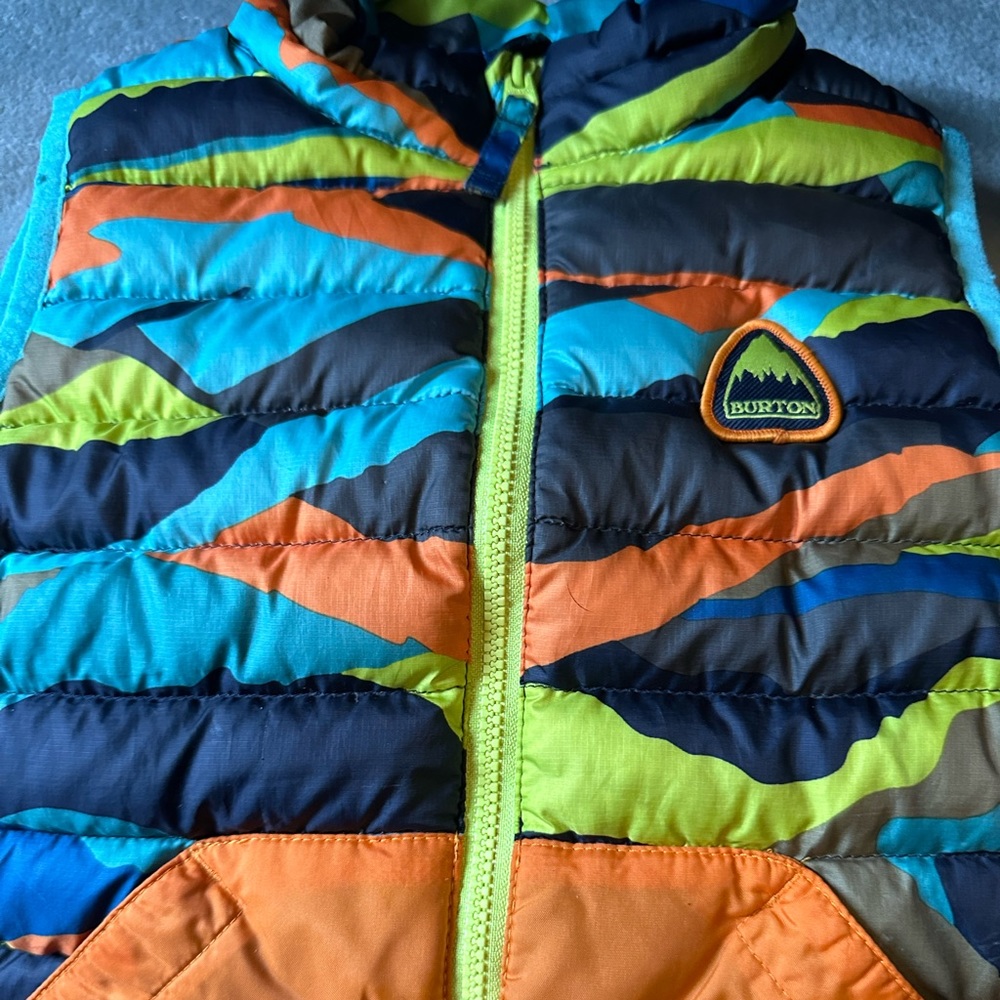 Burton boys 3t vest